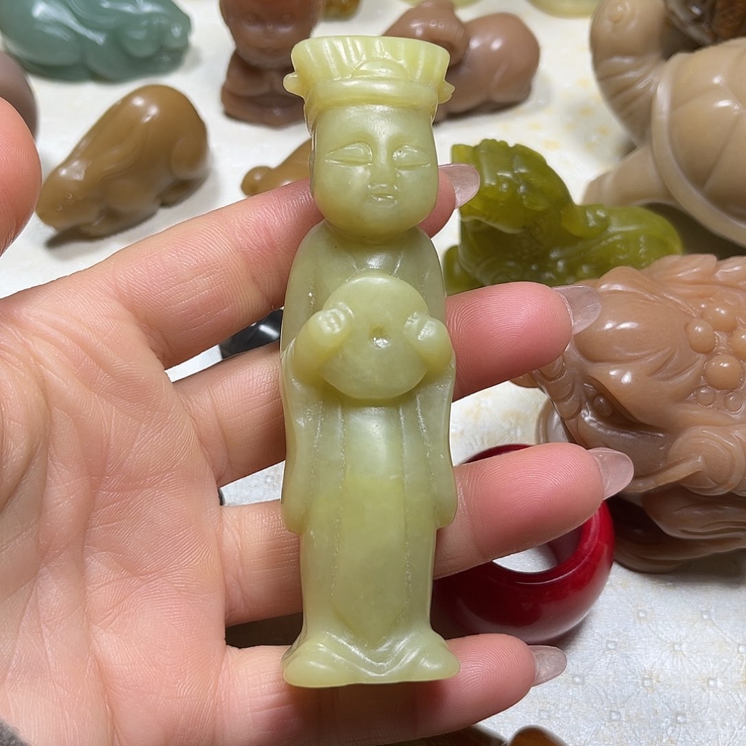 白玉菩提吊坠白玉菩提吊坠