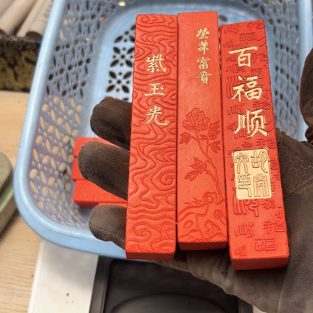 哈哈哈哈哈刚刚3条