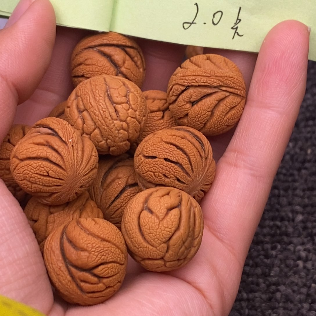 秦岭山脉龙纹桃核 13