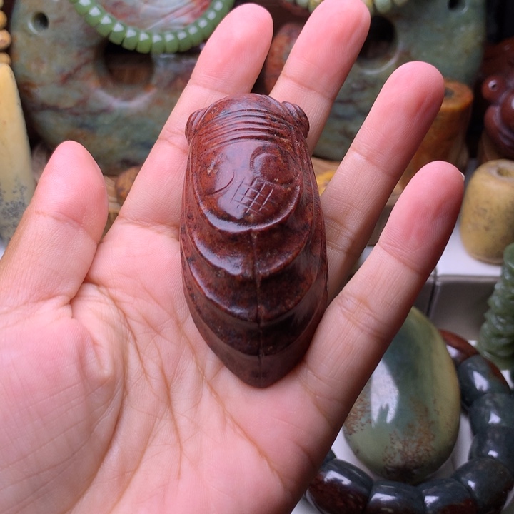 未镶嵌岫岩河磨玉（透闪石质玉）把件