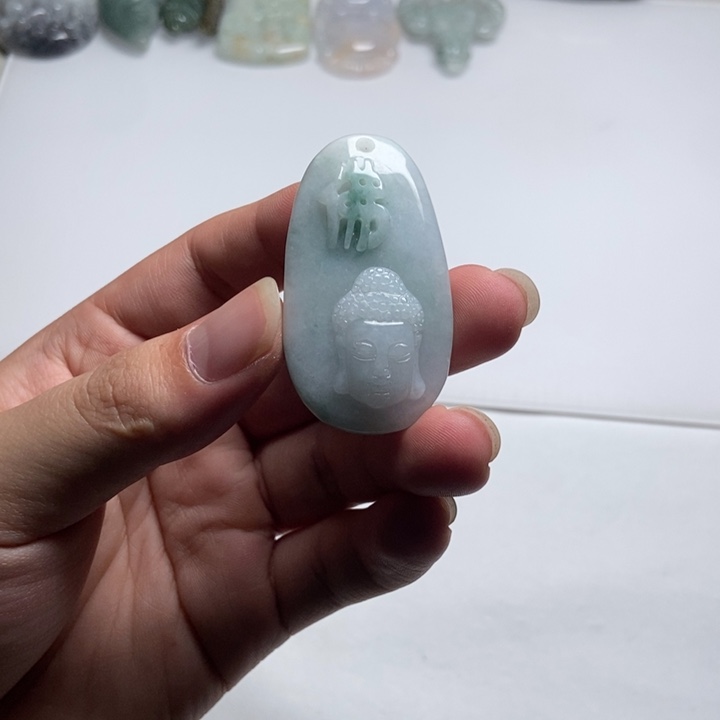 翡翠未镶嵌颈饰佛牌9