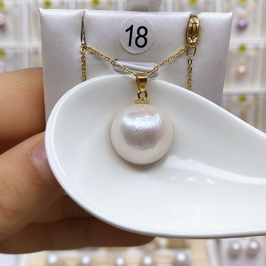 淡水珍珠颈饰合金