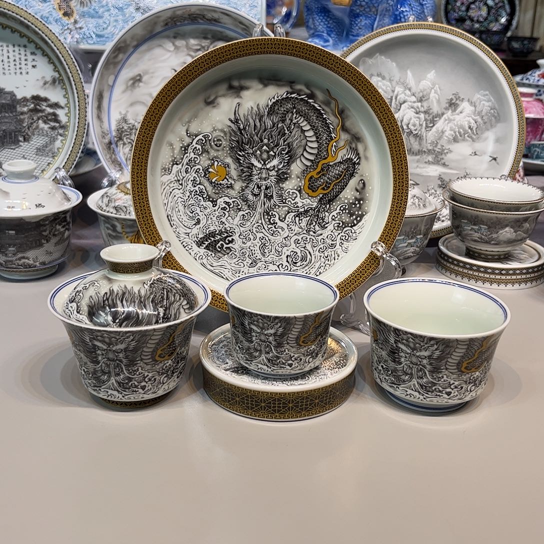 景德镇陶瓷艺术品