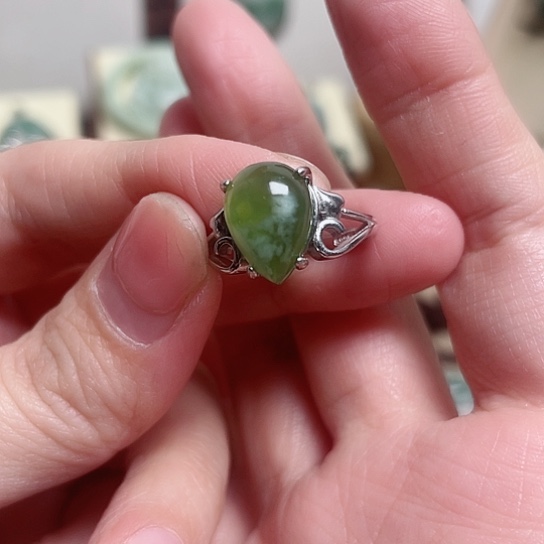 透闪石-蛇纹石玉戒指银S925镶嵌
