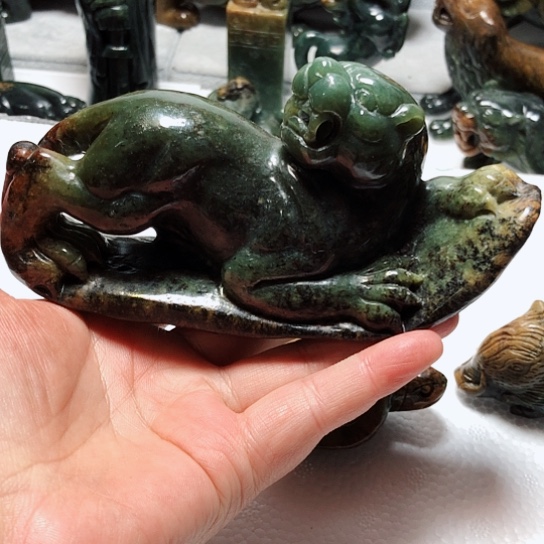 岫岩河磨玉（透闪石质玉）把件未镶嵌张*诚