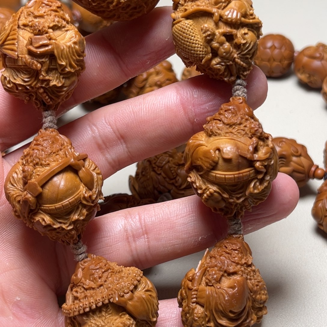 一***饼橄榄核手串橄榄核