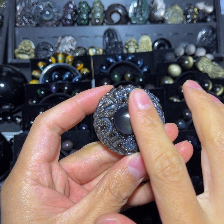 *****黑曜岩未镶嵌珠宝奇石