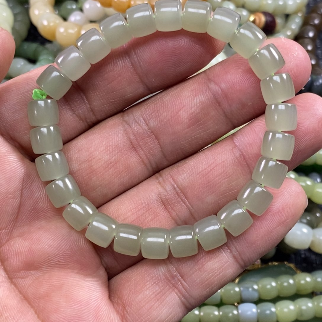 和田玉手链未镶嵌