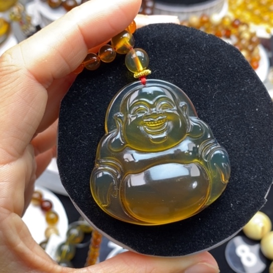 未镶嵌琥珀珠宝奇石
