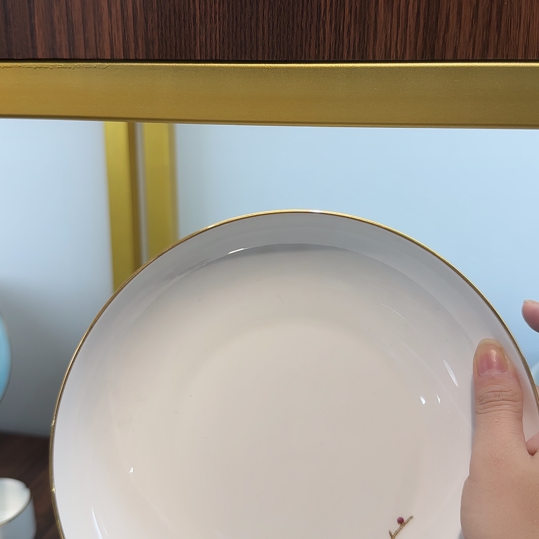 骨瓷珐琅彩工艺制作