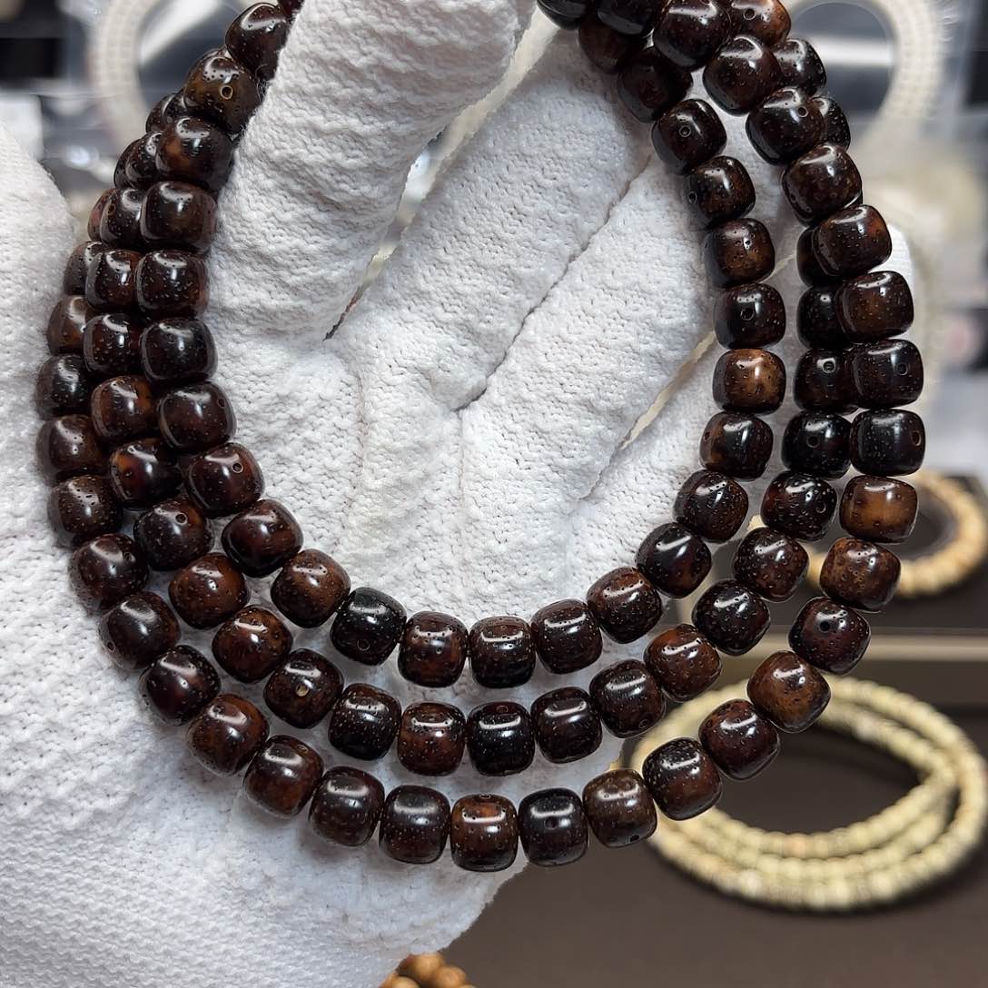 星月菩提吊坠9*8正月红宝石黑金陈福利