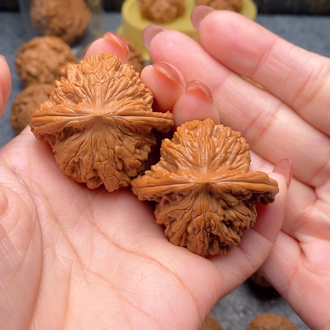 文玩核桃把件精品至尊虎43全品