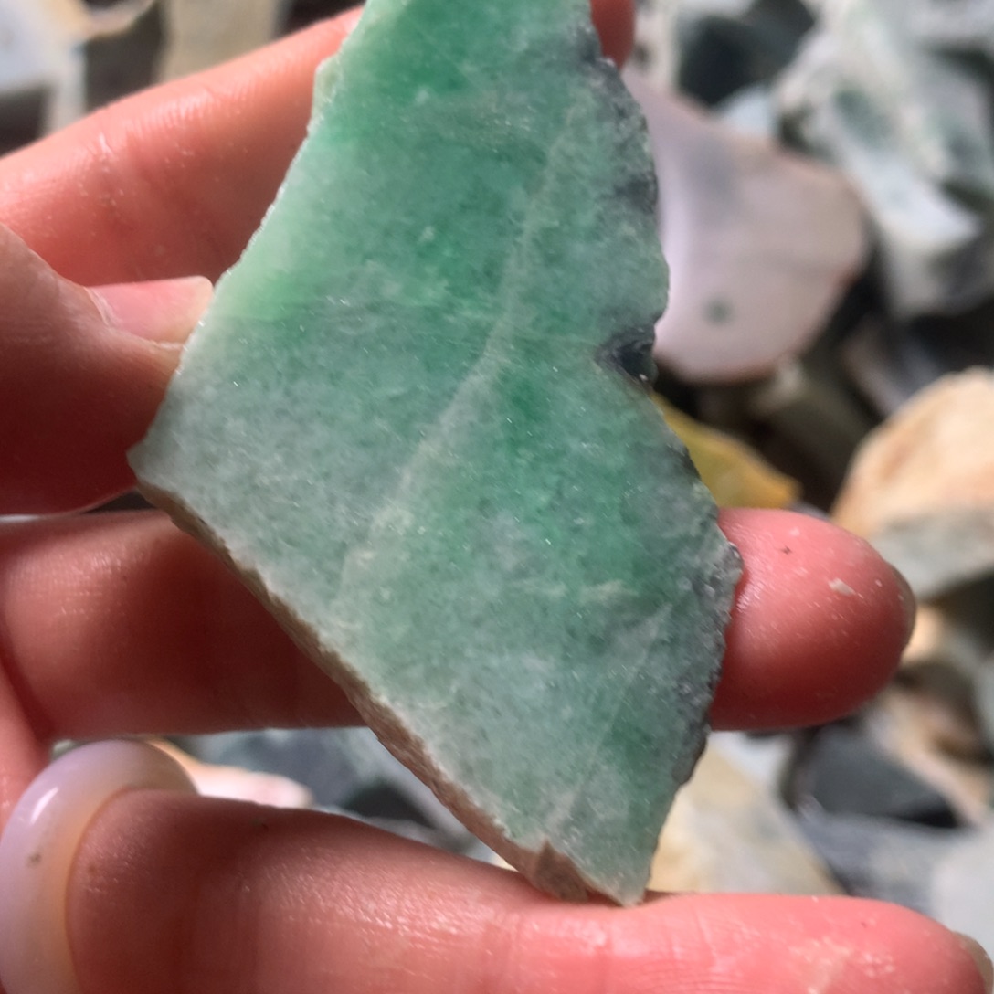 翡翠颈饰未镶嵌缅甸翡翠