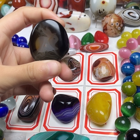 玛瑙/玉髓颈饰未镶嵌