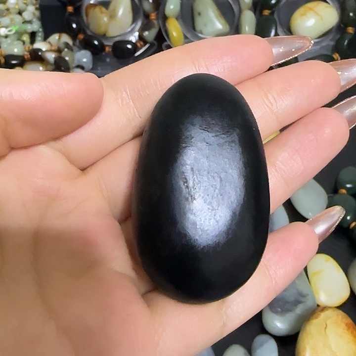 七***˝和田玉（糖玉）未镶嵌车挂