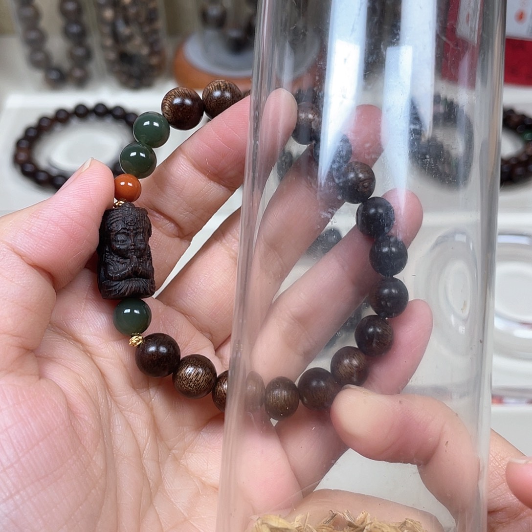 十***徐沉香碎屑沉香+越南芽庄白奇楠留疤料0.9