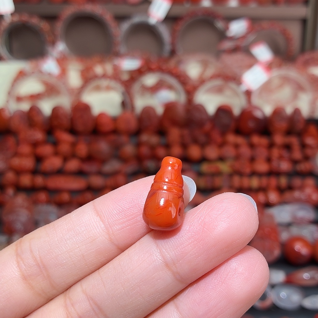 南红玛瑙未镶嵌颈饰火焰纹三通9+