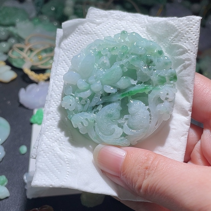 颈饰未镶嵌翡翠天