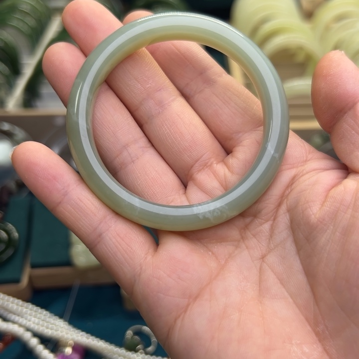 和田玉手链未镶嵌53圈围8704