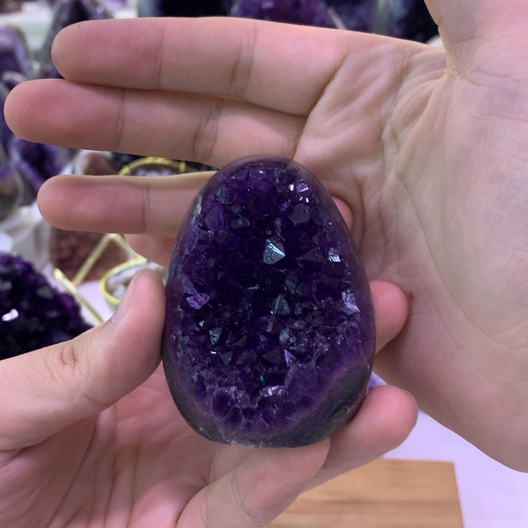 未镶嵌水晶大型摆件（非配饰）