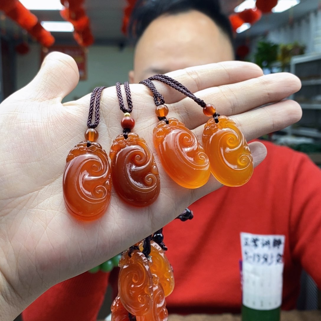 玛瑙/玉髓颈饰未镶嵌多样性发货 拍一发一