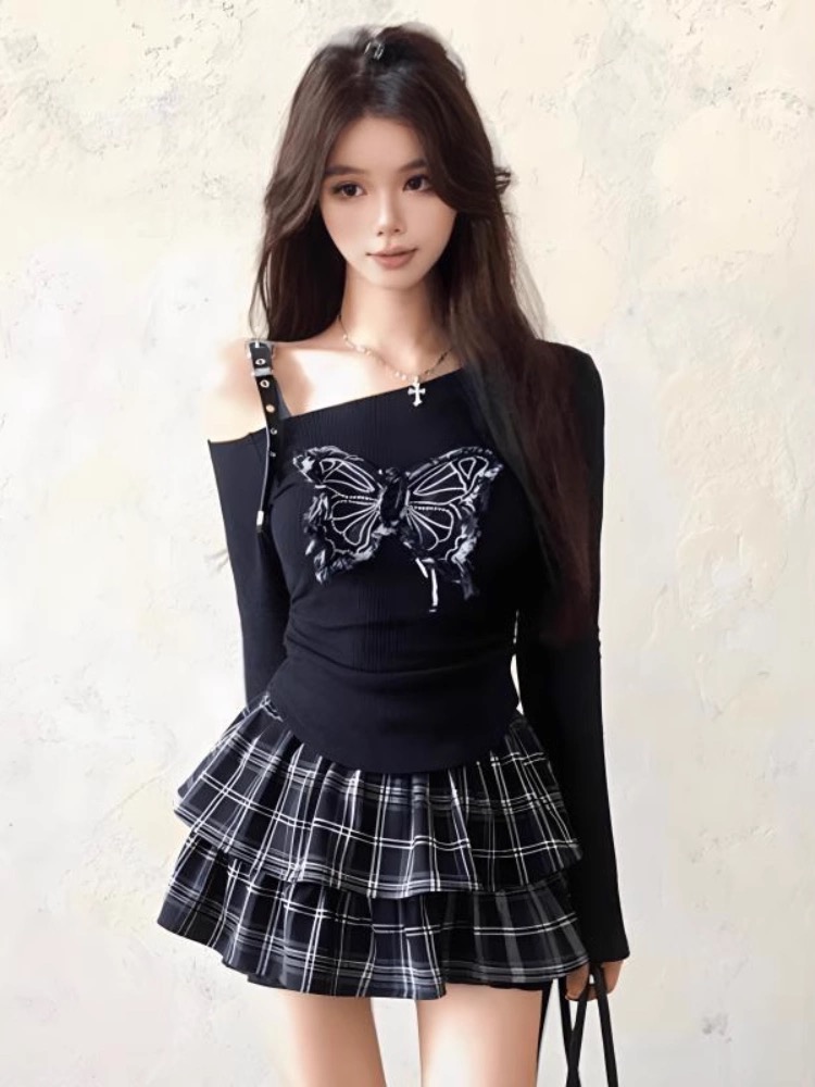 纯欲辣妹斜颈露肩长袖T恤女秋季修身显瘦蝴蝶贴布小众ins短款上衣