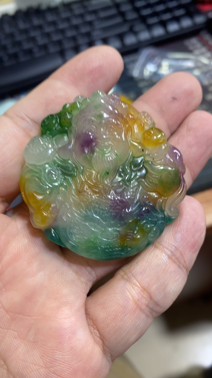 吊37 春彩财神吊坠