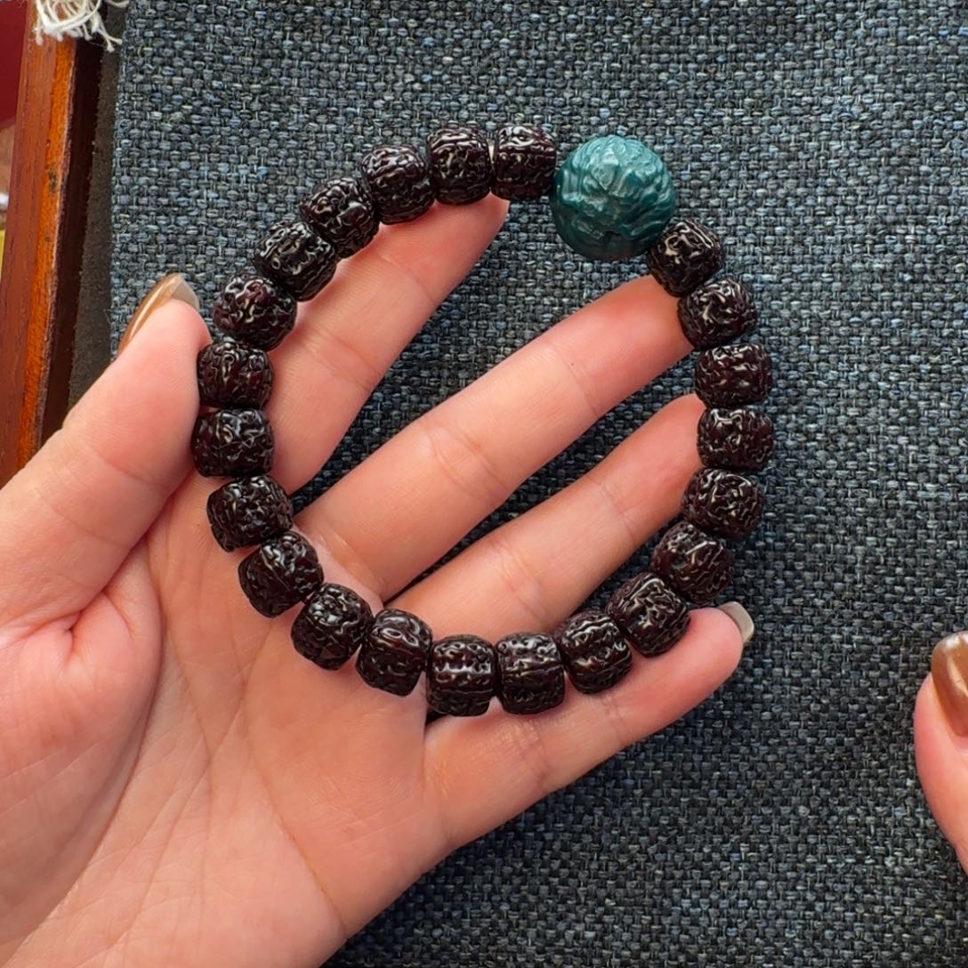 星月菩提吊坠黑金