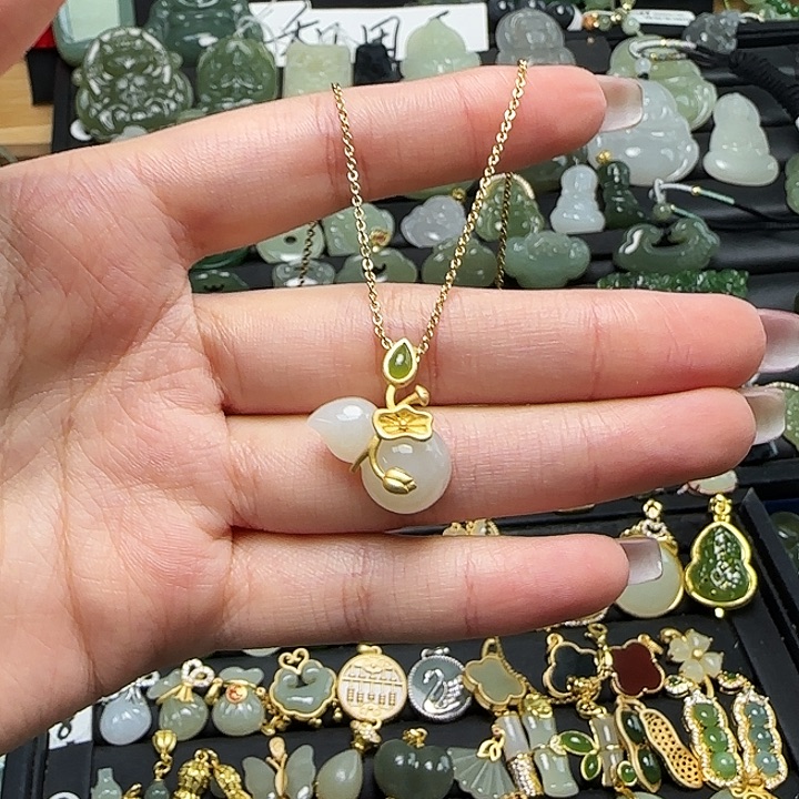 颈饰银S925镶嵌和田玉送链子送绳