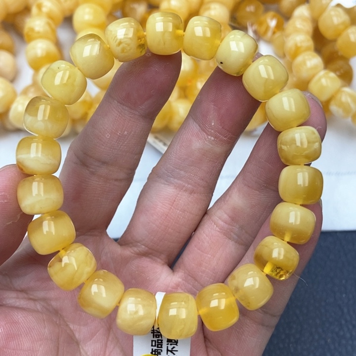 琥珀未镶嵌珠宝奇石23