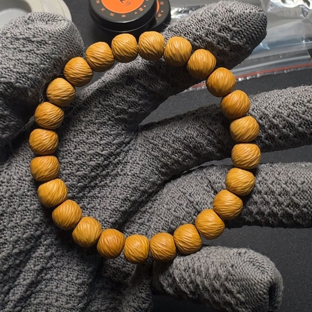 吊坠猴头核桃全品云锦