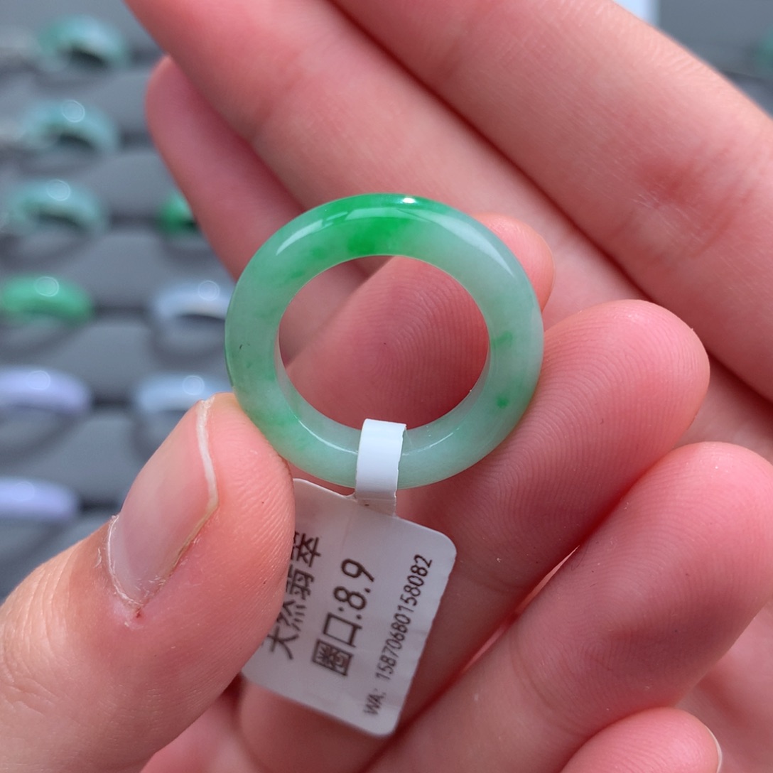 翡翠戒指未镶嵌天然