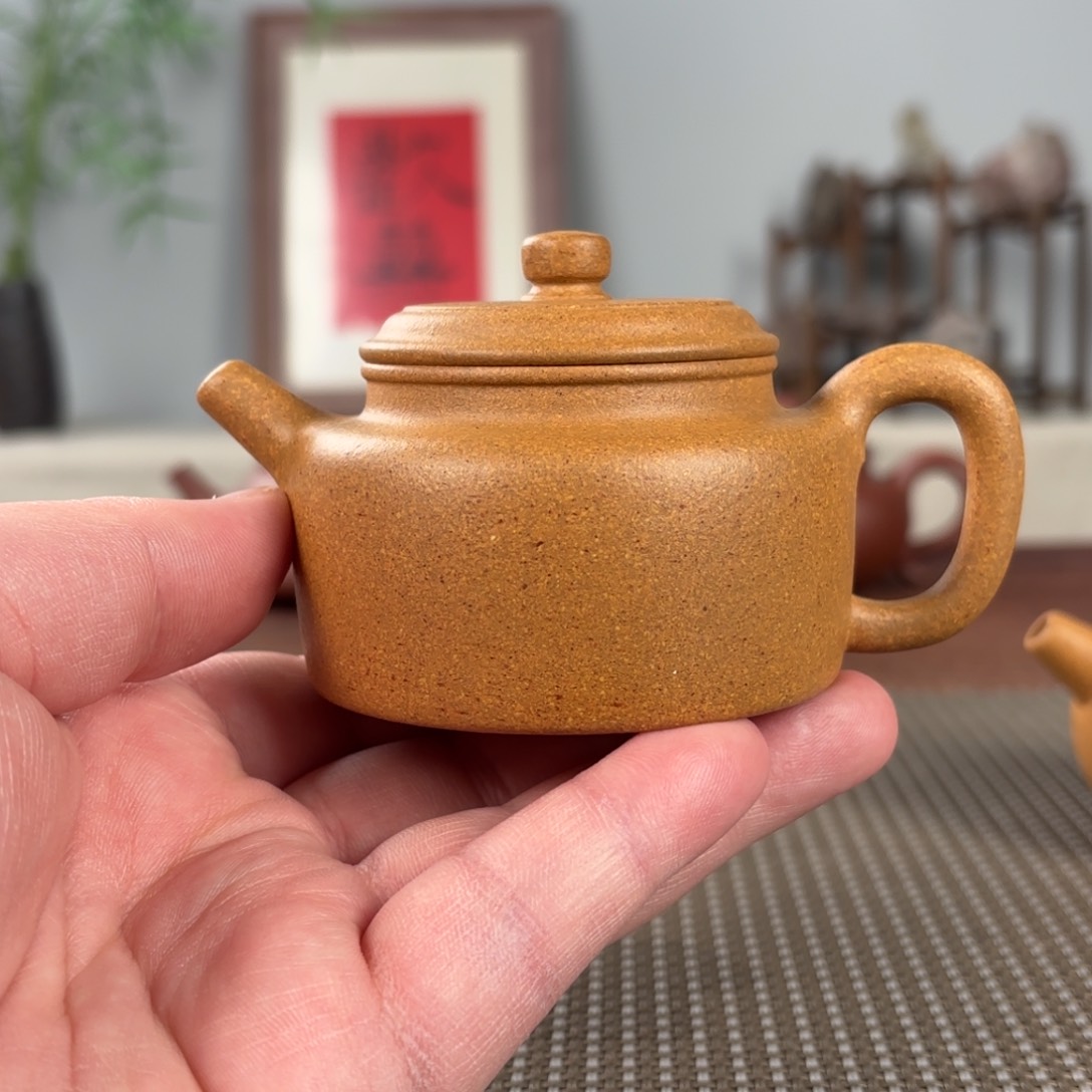 紫砂茶壶昵***置微瑕黄龙山原矿紫砂壶