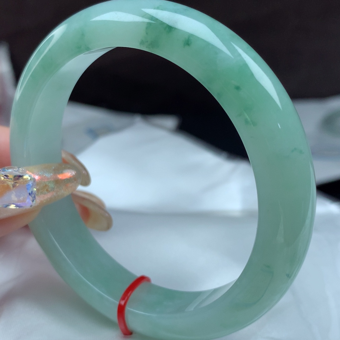 翡翠手镯未镶嵌23357，