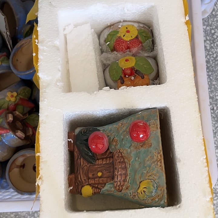 粗陶材质多肉花盆小盆两个10元柿子盆13元