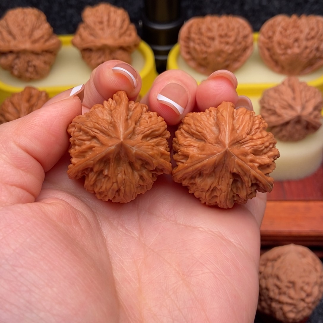 文玩核桃吊坠35文山三棱