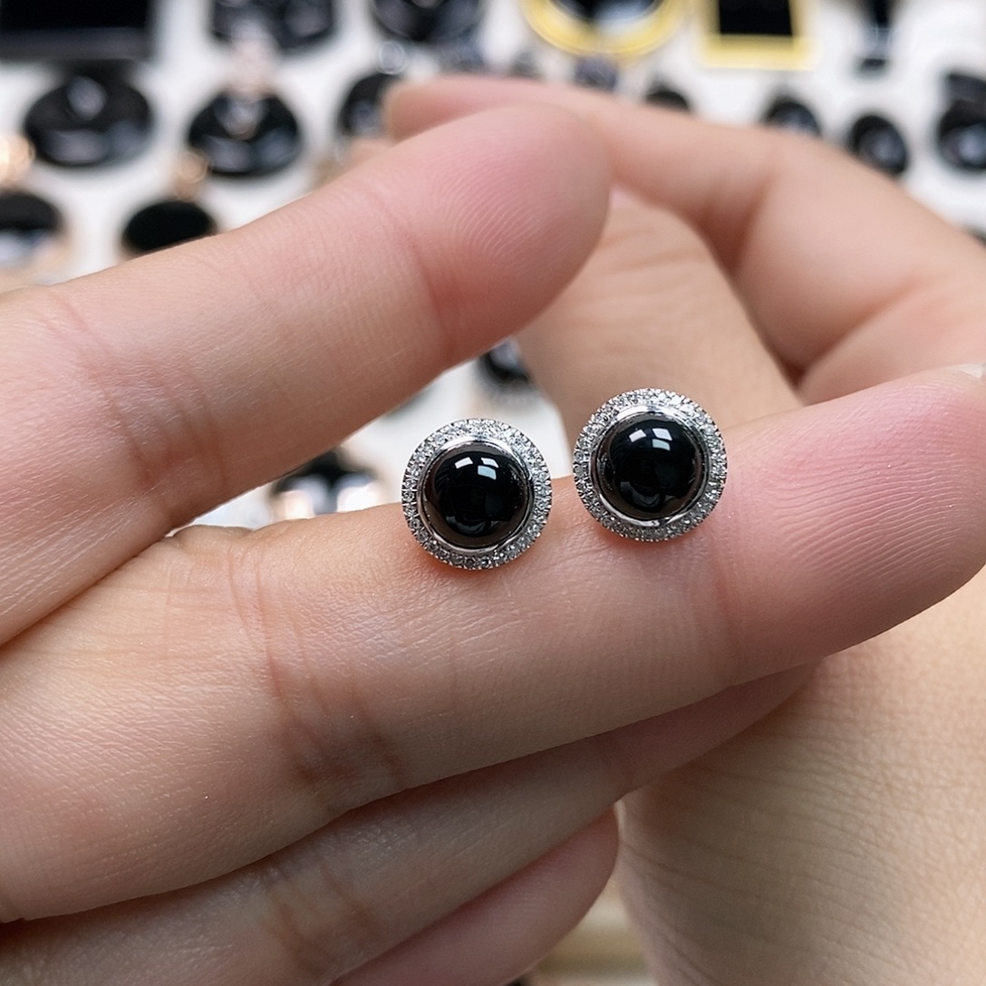 翡翠18K金镶嵌耳饰