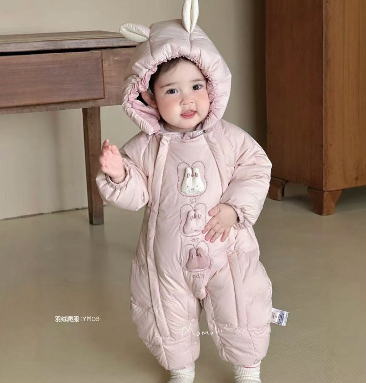 长袖女长爬极简风冬季连帽爬爬服秋冬加厚三只小兔