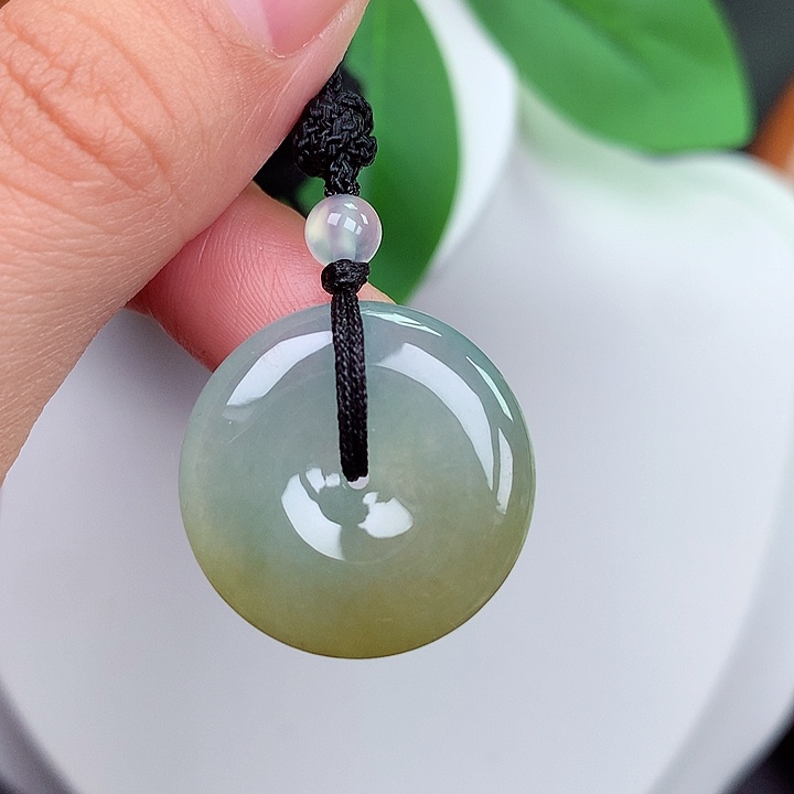 颈饰未镶嵌翡翠平安扣 23.3x5.4mm