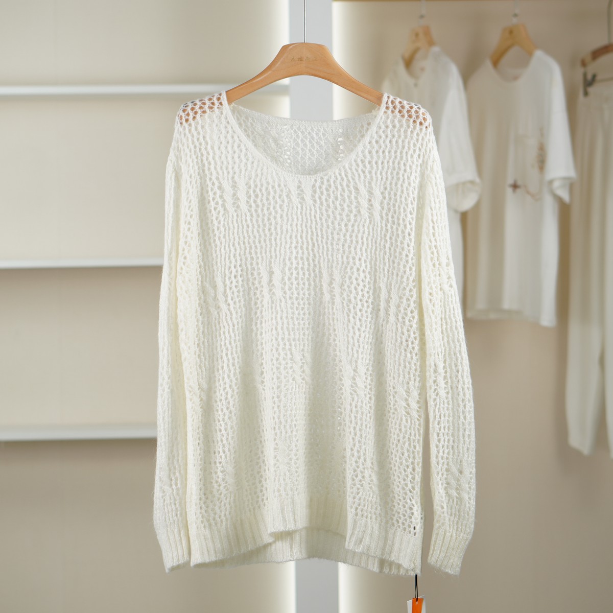 麦迪尚品【文M】51105699 舒适镂空圆领套头衫春秋女装专柜撤柜