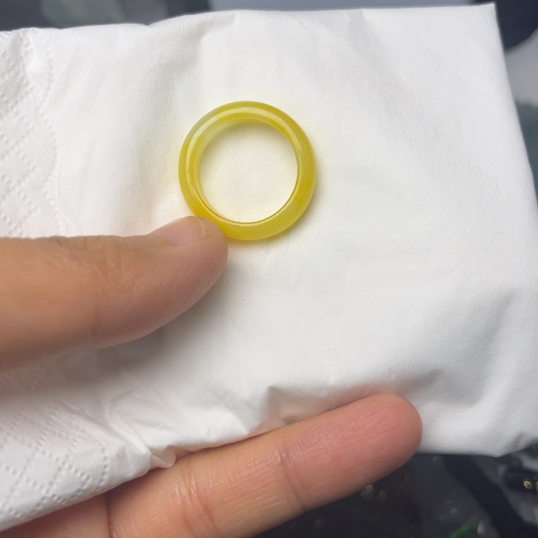 翡翠未镶嵌颈饰戒指17号