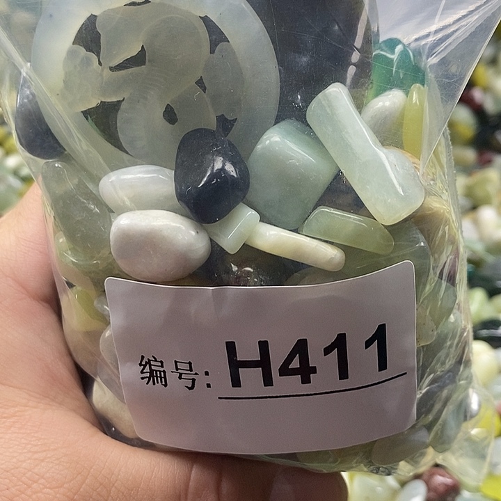 岫玉鱼缸石未镶嵌