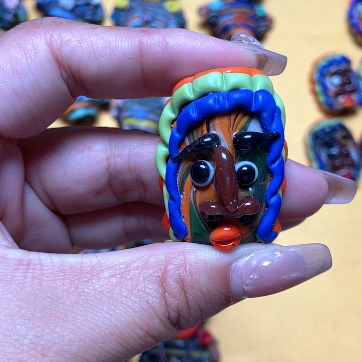 琉璃颈饰印度尼西亚新款娃娃