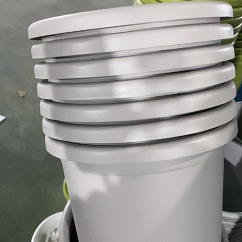 树脂微瑕4号8个带托灰白