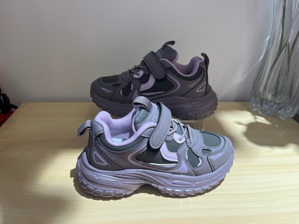 1616A 达巴秋季新款减震透气女童防滑运动鞋时尚老爹鞋