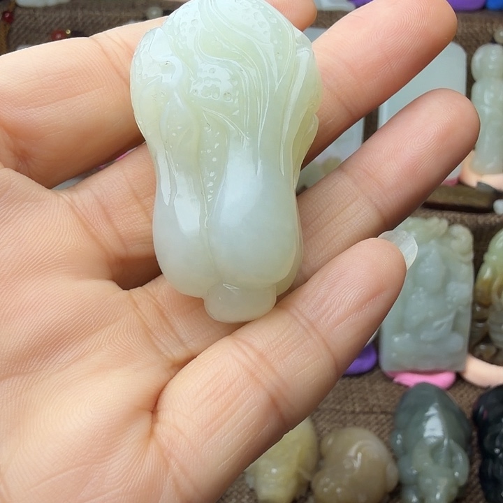 华***哥和田玉（糖玉）未镶嵌挂件