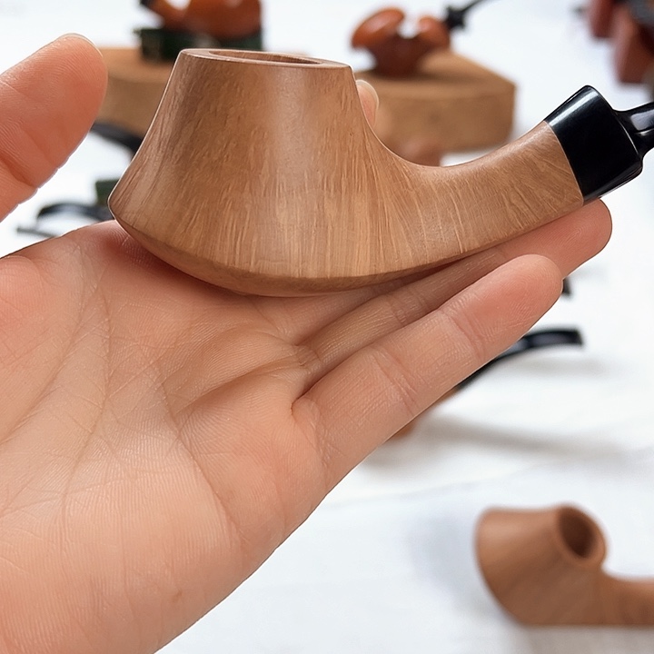 石楠木L*c老严石楠烟斗