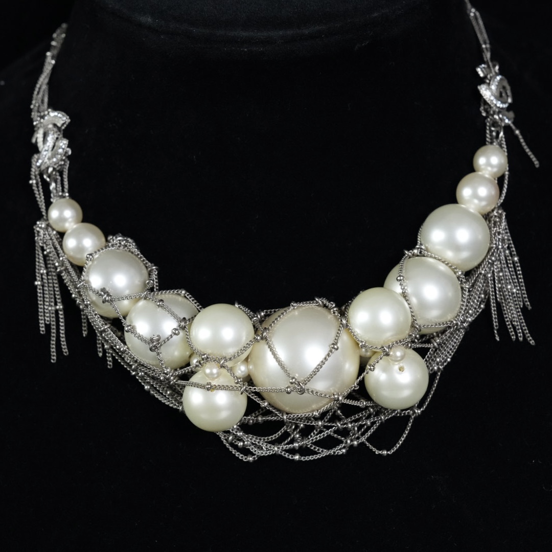 Chanel 网兜珍珠项链