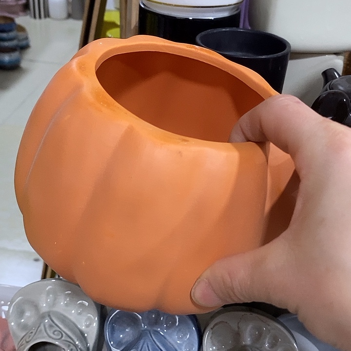 陶盆有孔 瑕疵针孔漏釉介意勿拍外口 10外15高10