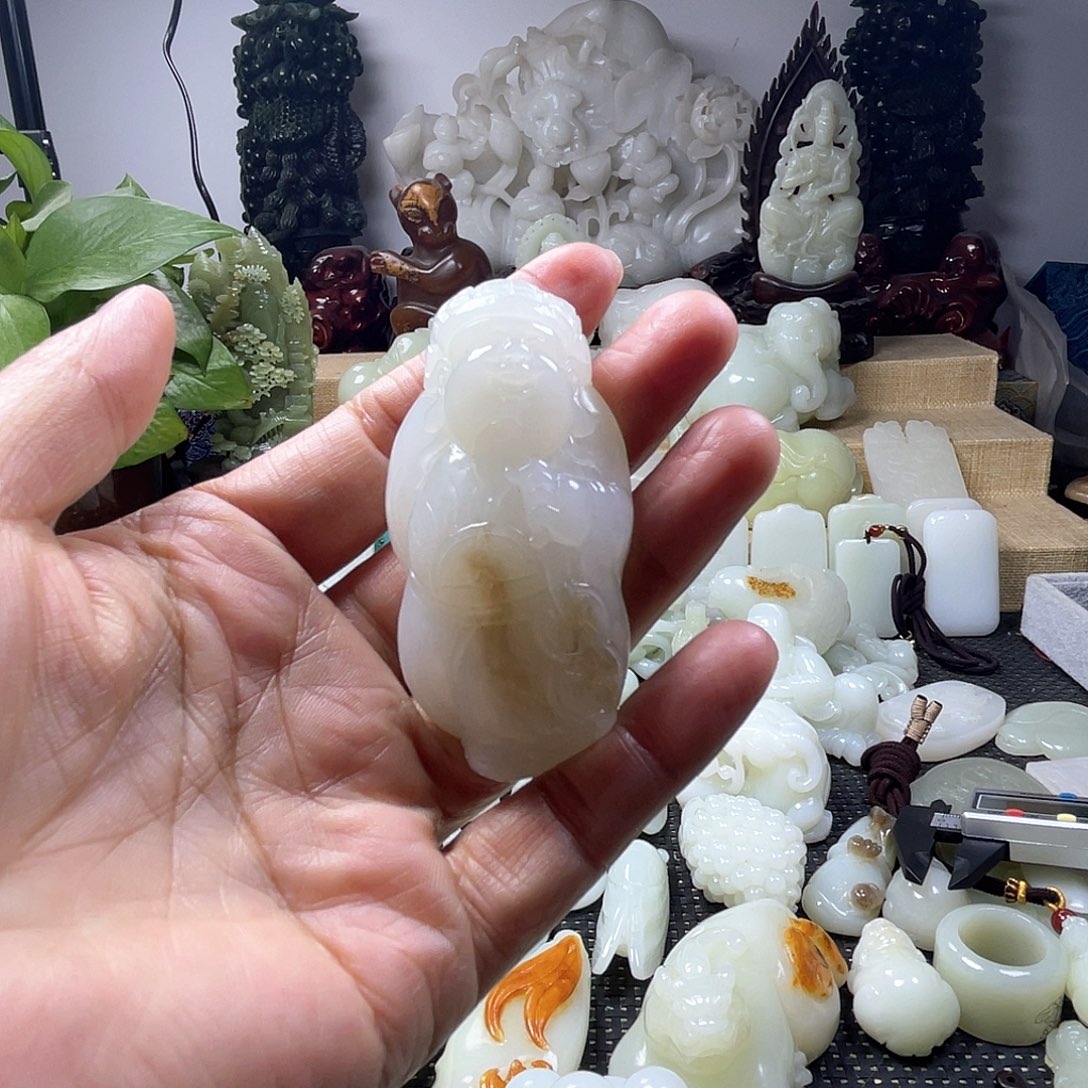 和田玉挂件未镶嵌